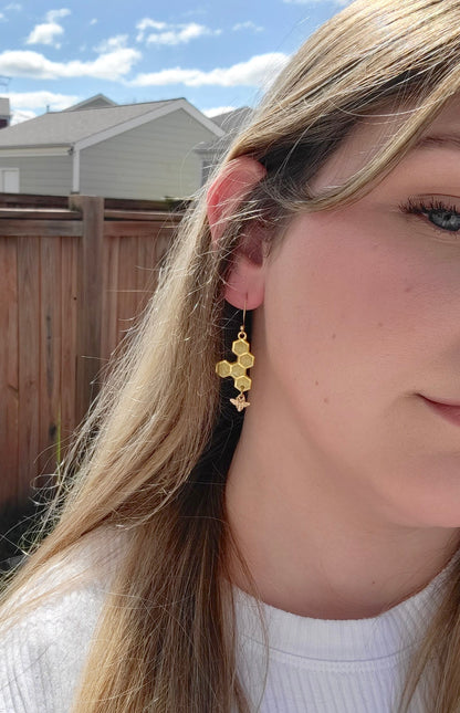 Honeycomb dangles